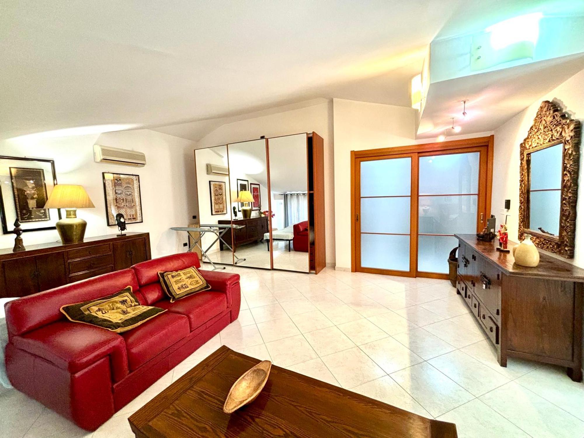 Longlife Isbingias Daire Cagliari Dış mekan fotoğraf