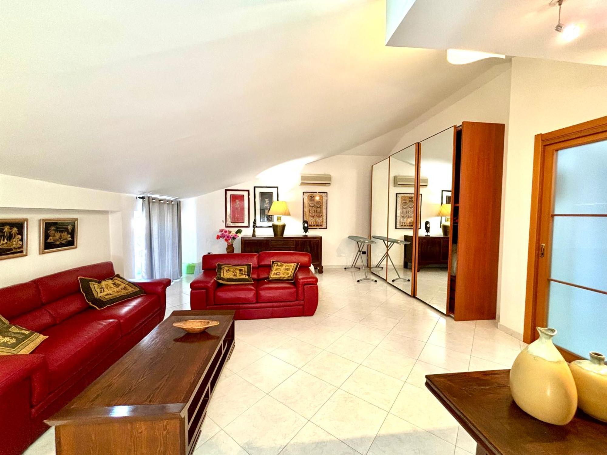 Longlife Isbingias Daire Cagliari Dış mekan fotoğraf